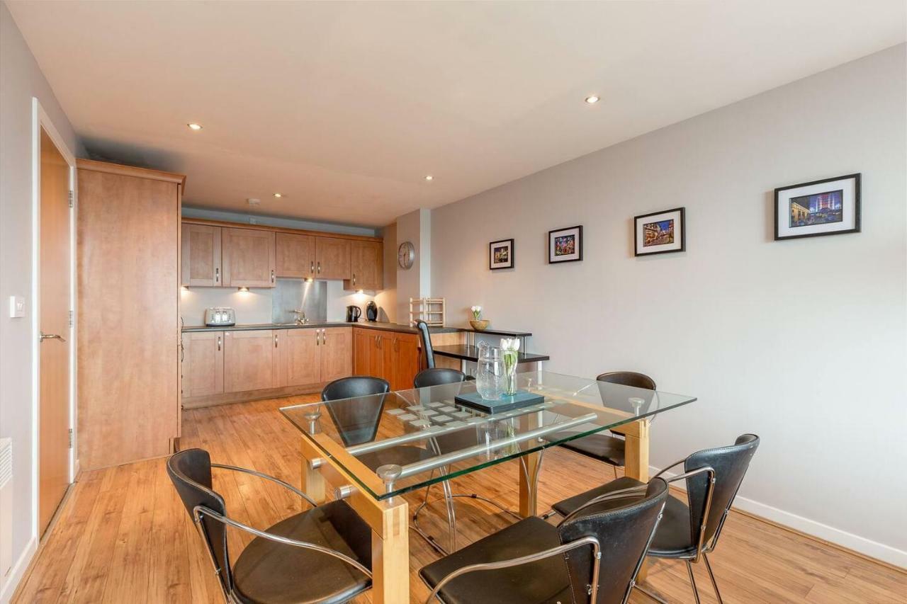 Modern Riverfront Apt. 10 Mins From Hydro/Secc Glasgow Exterior foto