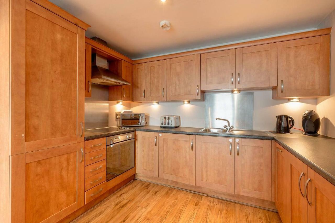 Modern Riverfront Apt. 10 Mins From Hydro/Secc Glasgow Exterior foto